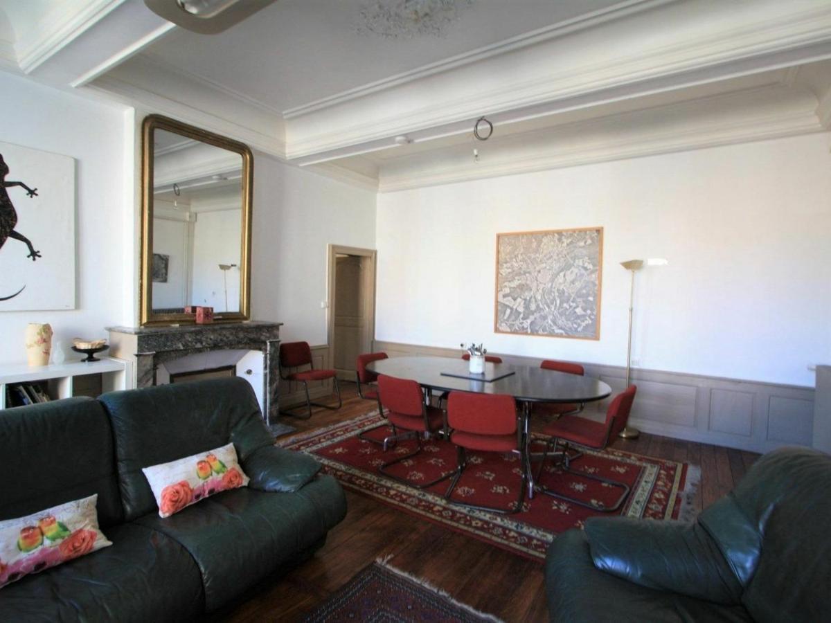 Appartement Historique Au Centre De Toul, Proche Cathedrale, Tous Services Inclus - Fr-1-584-74 Exterior photo